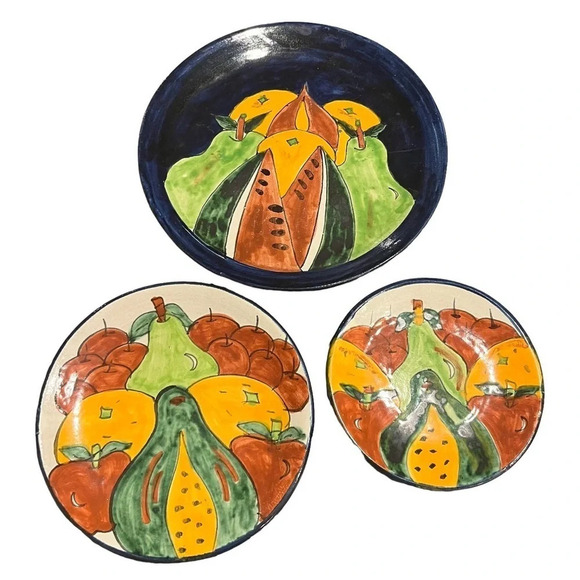 Dolores Hildago Signed Mexican Plates Set of Three Fruit Motif - Picture 1 of 14